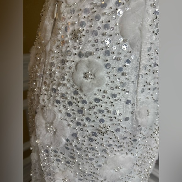Show Me Your MuMu Weddings Elegant White Sequin Skirt - Picture 6 of 12